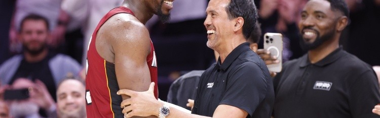 竞技宝app-致敬科比时也请尊重阿德巴约~美媒：科比也是打弱队&amp;有刷数据嫌疑